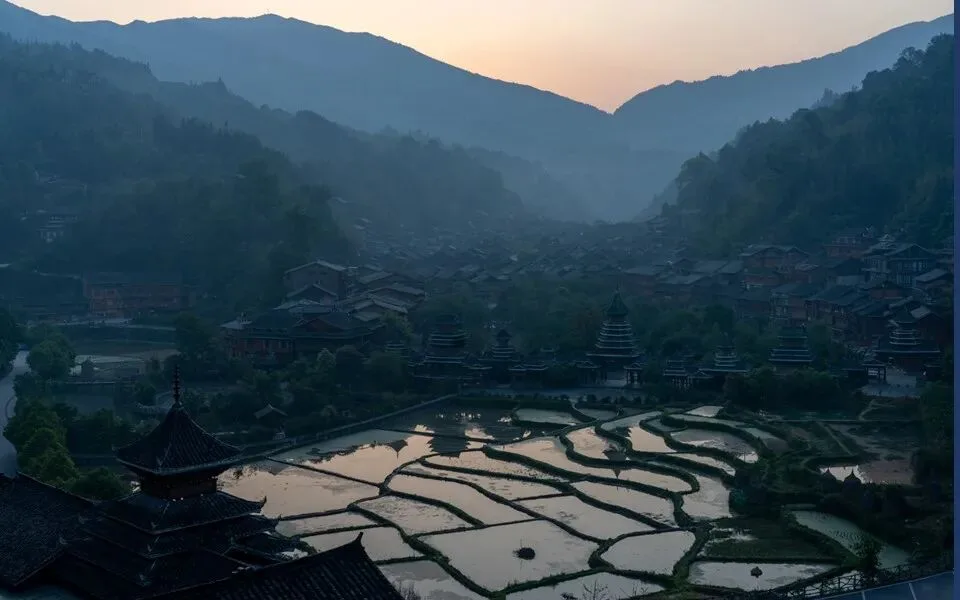 The Blue Hour Loved by City, Architecture & Portrait Photographers: How to Shoot It