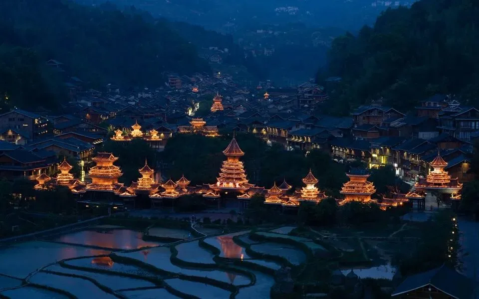The Blue Hour Loved by City, Architecture & Portrait Photographers: How to Shoot It