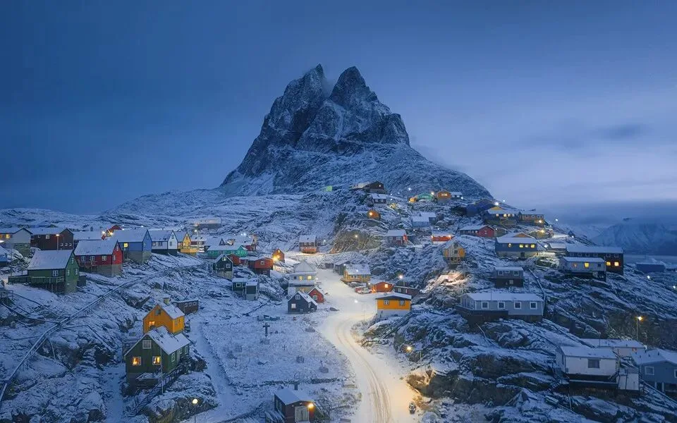 The Blue Hour Loved by City, Architecture & Portrait Photographers: How to Shoot It