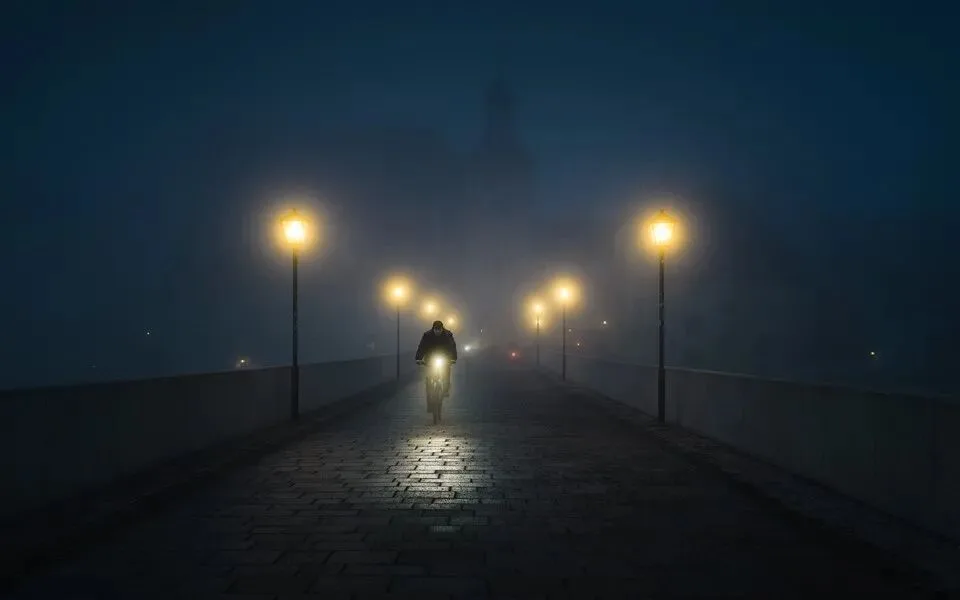 The Blue Hour Loved by City, Architecture & Portrait Photographers: How to Shoot It