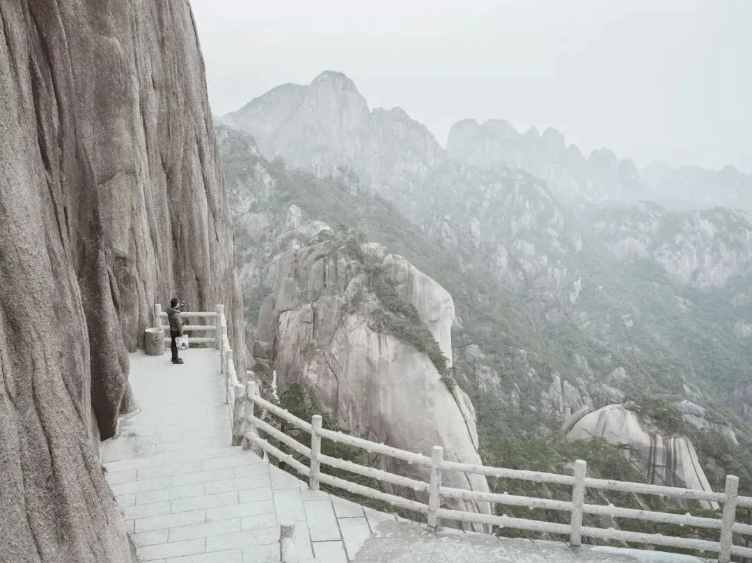 Color Grading Talk: Three Key Colors That Build Photographic Mood