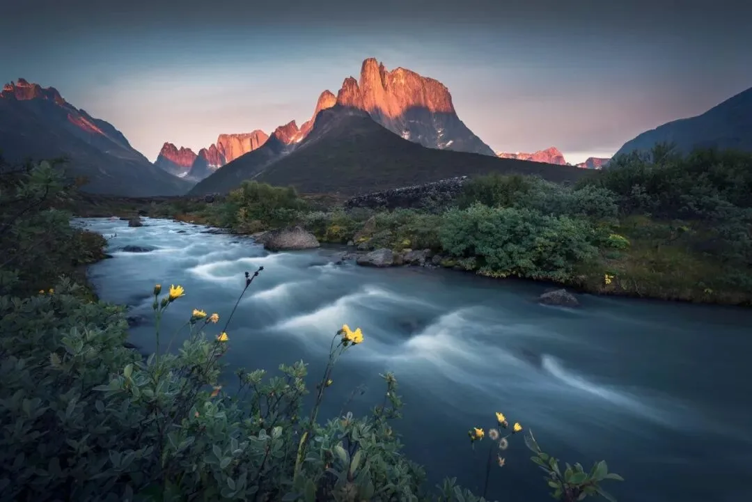 Color Grading Talk: Three Key Colors That Build Photographic Mood