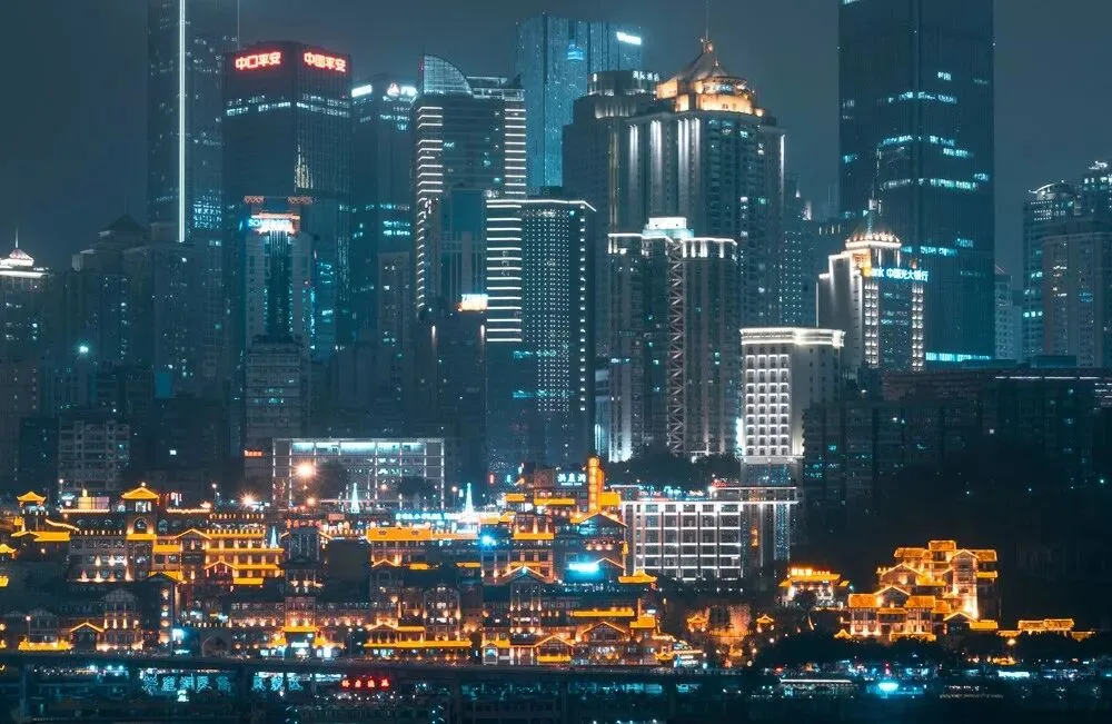 这种好看的夜景色调是怎么调出来的？
