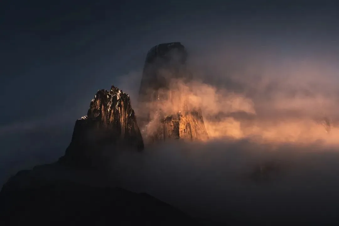 暗调魔幻风格照片是如何后期的？Camera Raw几步搞定！