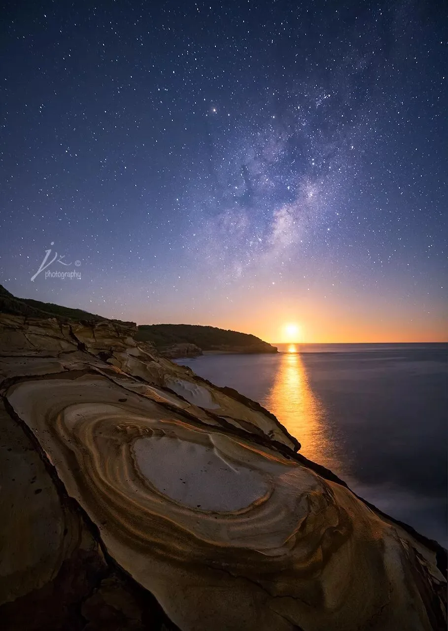 这些照片是把太阳和星空P在一起吗？浅谈月升、月落的拍摄~