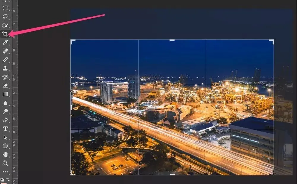 如何拍出漂亮的夜景车轨照片