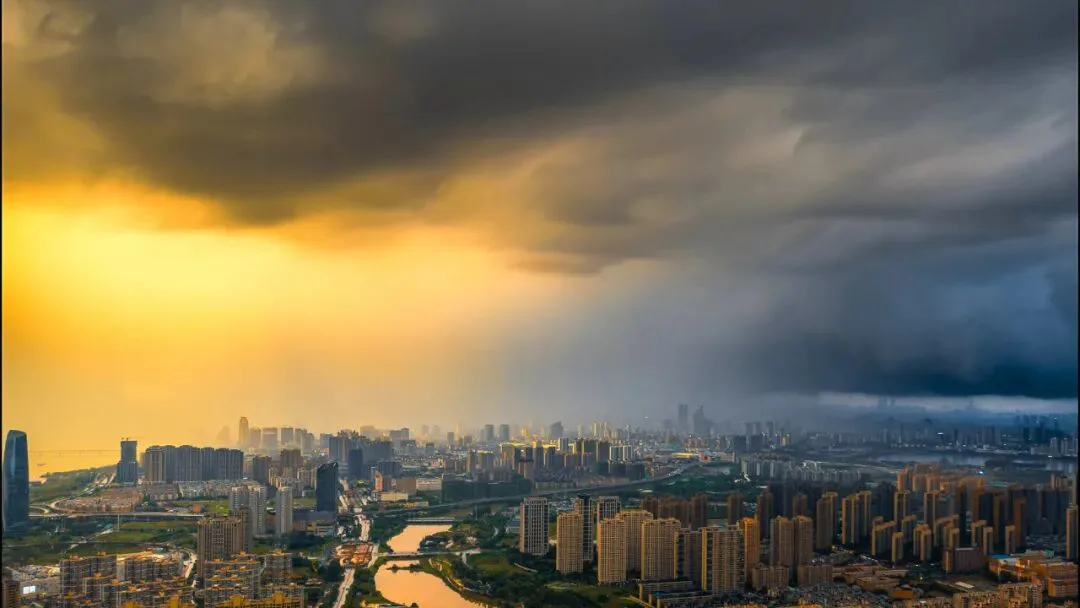 太绝了！这位00后摄影师竟然填补了我国摄影的一项空白！