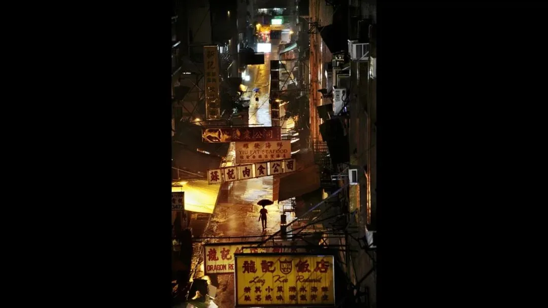 雨天为什么是城市摄影师的最爱？下雨天这样拍真的很绝！