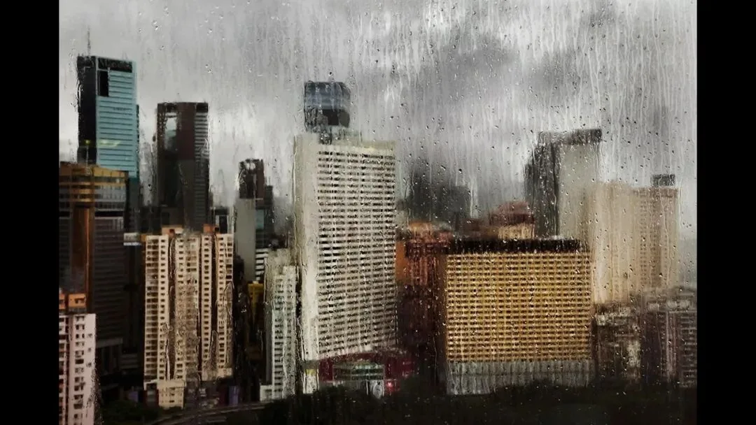 雨天为什么是城市摄影师的最爱？下雨天这样拍真的很绝！