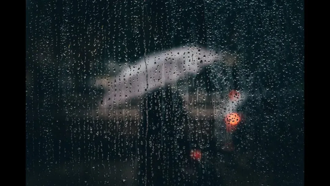 雨天为什么是城市摄影师的最爱？下雨天这样拍真的很绝！