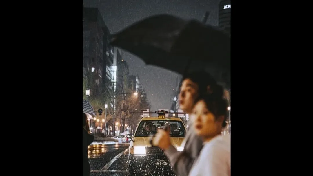 雨天为什么是城市摄影师的最爱？下雨天这样拍真的很绝！