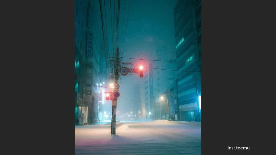 雨雪天这样拍更有质感！如何拍出清晰的雨点/雪花？
