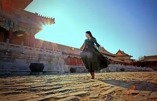 如何在人多的地方拍好旅行照？