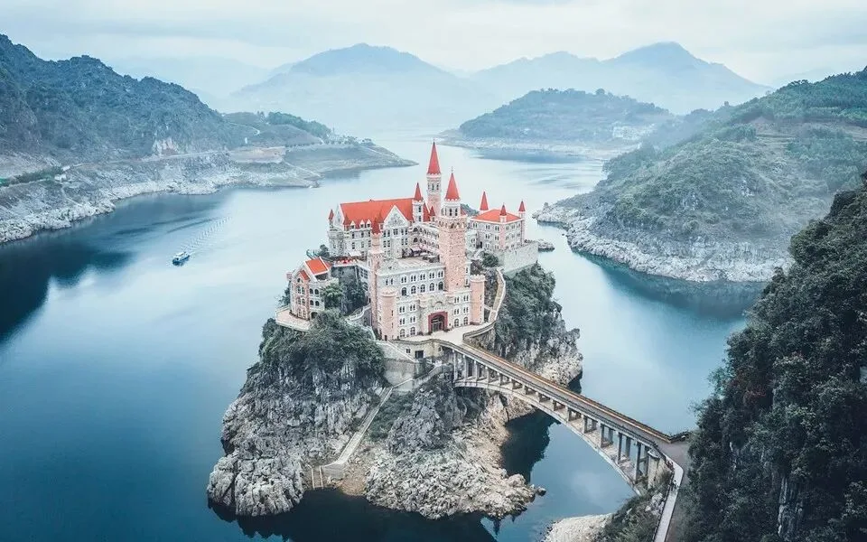 Visual Separation: A Key Concept in Portrait and Landscape Work